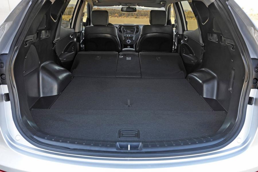  Hyundai Santa Fe 2013 года  (фото 8 из 108)